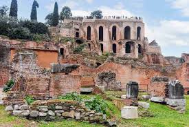 Sentieri e rovine sul Colle Palatino