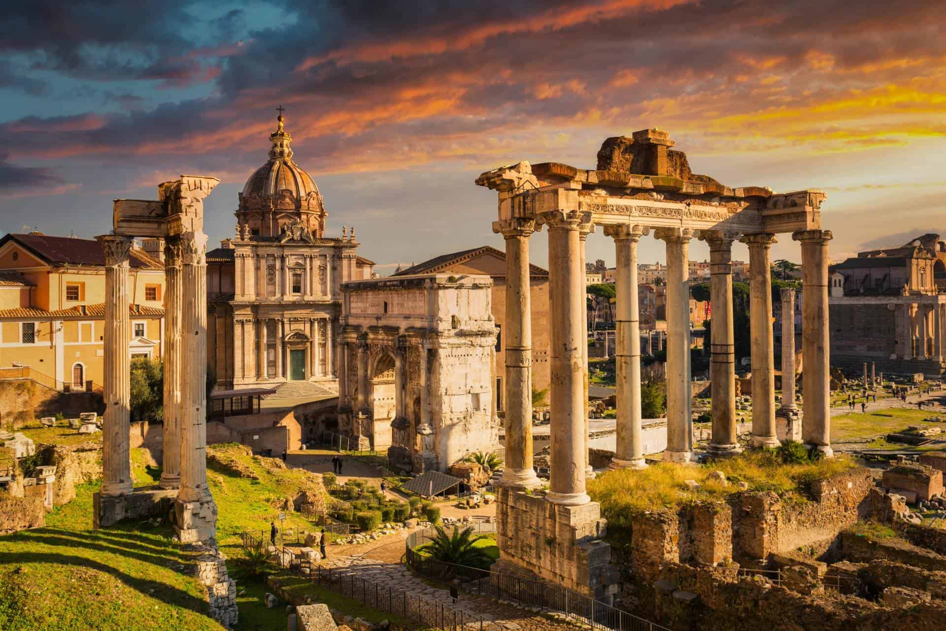 Foro Romano al tramonto visto dal Palatino
